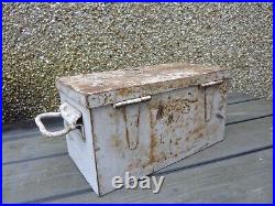 U. S. A WW2 Metal Navy Equipment Box 1 Set Parts & Tools box N-5-A-AC Item -5-A=X